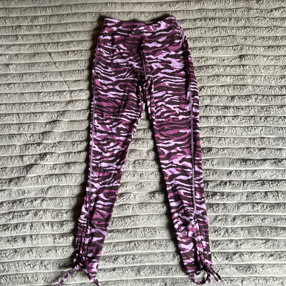 Ryderwear scrunch butt legging, size xs.